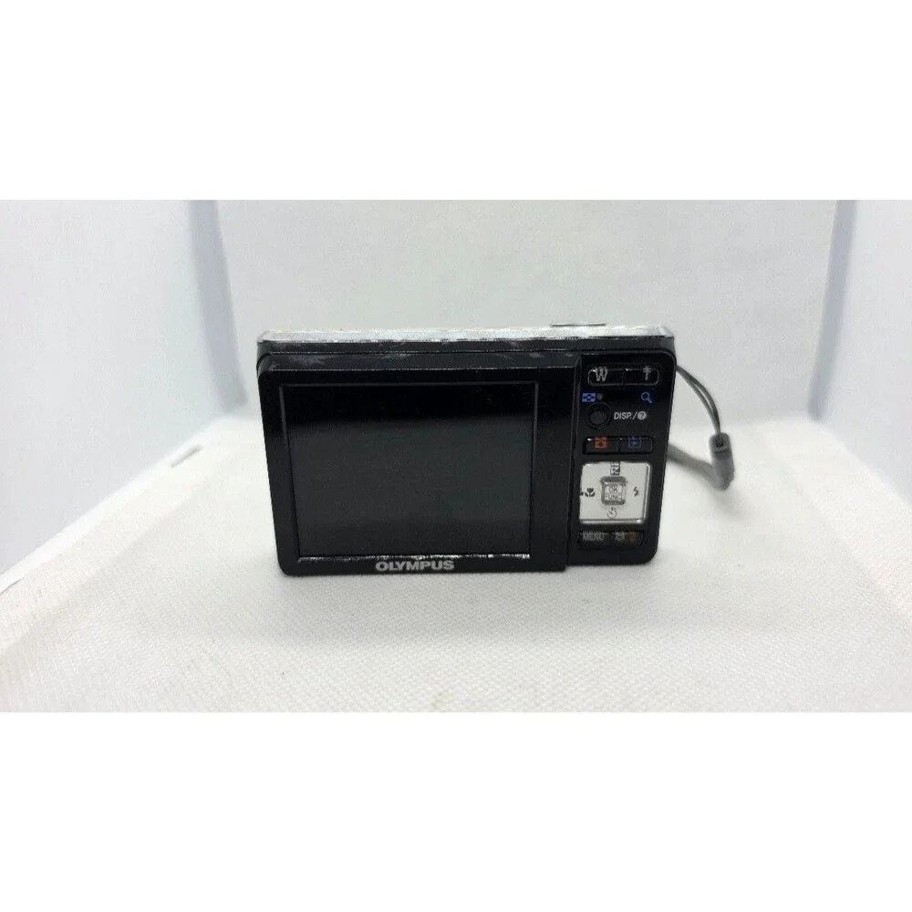 Olympus FE-4000 12MP Digital Camera White Compact (For Parts/Damaged)
